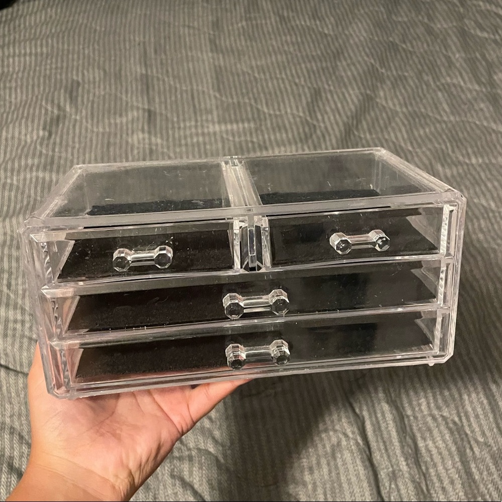 Clear Acrylic drawer/organizer